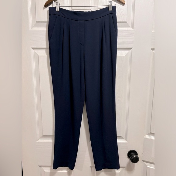 Aritzia Babaton Cohen Pleated Pants High Rise Pull On Navy Blue Trousers Size 6 - Picture 2 of 6
